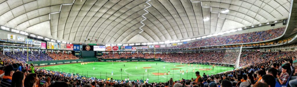 Tokyo Dome Baseball Vendors: The Girls!